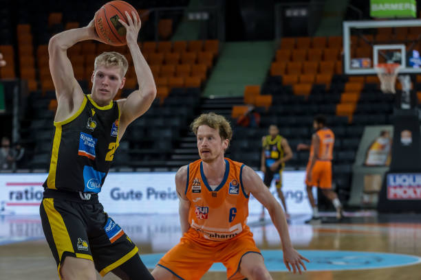 快速反击著 快速反击著