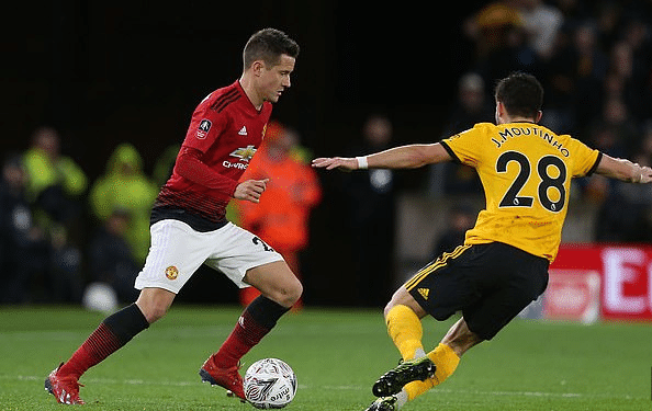 他将在不远 他将在不远