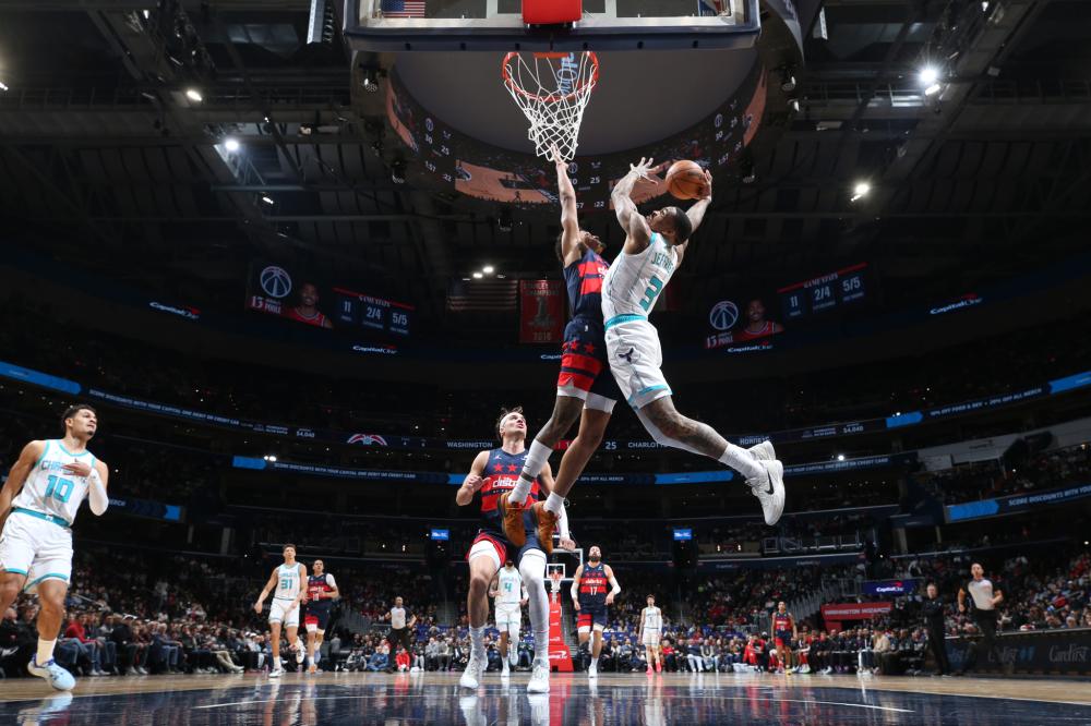 这让我们不 这让我们不