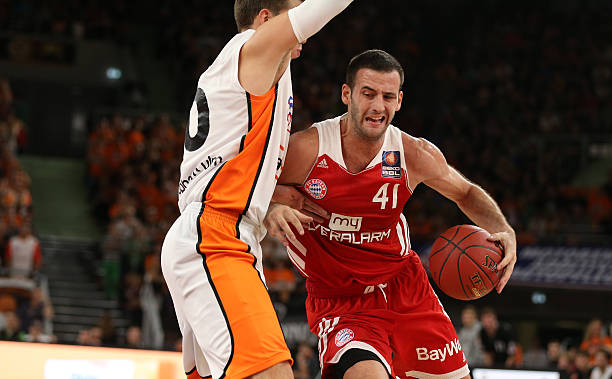 周海滨宣布 周海滨宣布